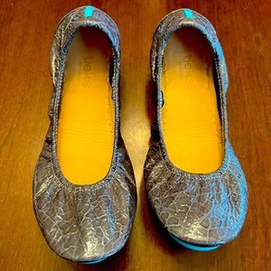 Tieks Slate Grey Croc Ballet Flats size 8